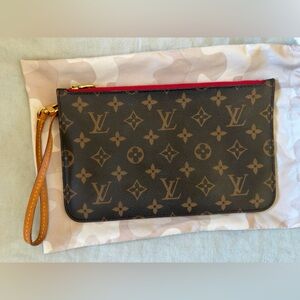Louis Vuitton MM/GM Neverfull Pouch Clutch Bag Monogram